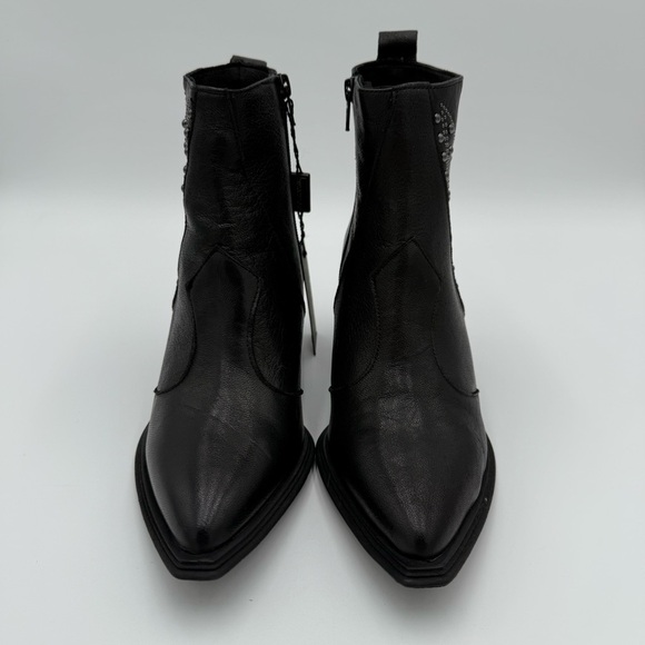 Emanuele Crasto Leather Studded Pointed Toe Heeled Booties Ankle Boots 7.5 NWT - Picture 5 of 11